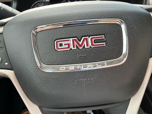 Used 2017 GMC Acadia Denali w/ Technology Package AWD/4WD image 22