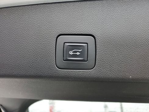 Used 2022 Buick Encore GX Essence w/ Advanced Technology Package image 33