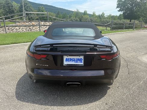 Used 2020 Jaguar F-TYPE Convertible RWD image 10