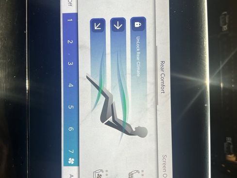 Used 2022 Jeep Grand Wagoneer Series III w/ Rear Seat Video Group 1 image 21