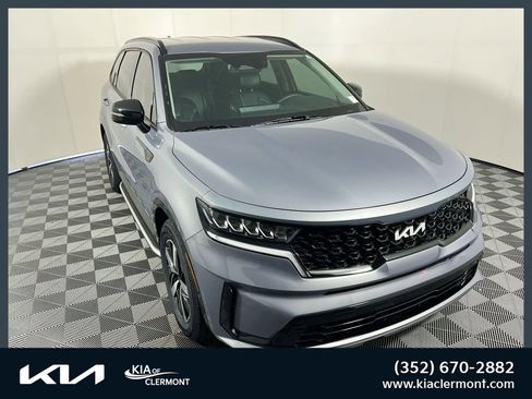 Used 2023 Kia Sorento S FWD image 1