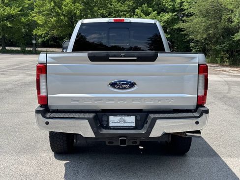 Used 2017 Ford F250 Lariat w/ Lariat Ultimate Package image 8