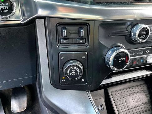 Used 2022 Ford F150 Lariat w/ Equipment Group 502A High AWD/4WD image 24
