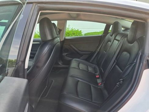 Used 2023 Tesla Model 3 Standard Range RWD image 31