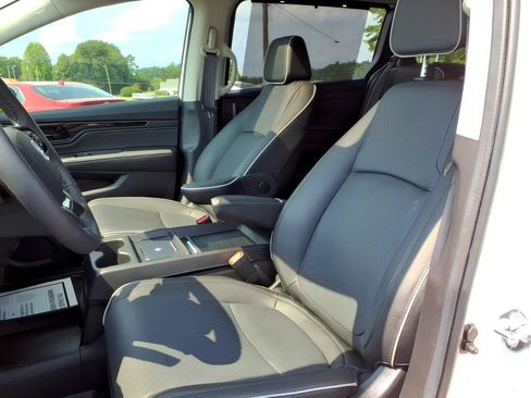 Used 2026 Honda Odyssey Elite image 17