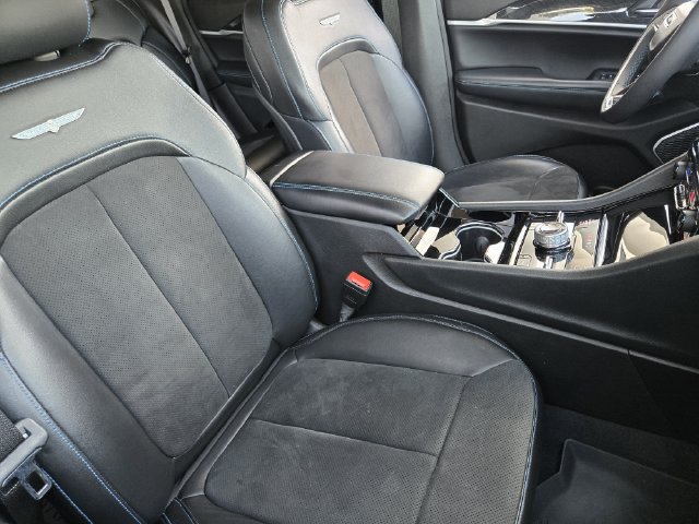 Certified 2023 Jeep Grand Cherokee Trailhawk w/ Luxury Tech Group III AWD/4WD image 16