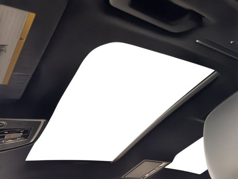 Used 2025 Audi S8 image 18