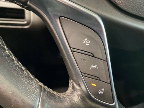 Used 2019 Cadillac XT5 Luxury w/ Advanced Security Package image 23