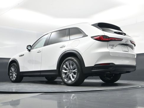 New 2026 MAZDA CX-90 Plug-In Hybrid w/ Preferred image 12