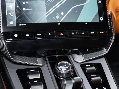 Used 2025 Aston Martin Vanquish image 29