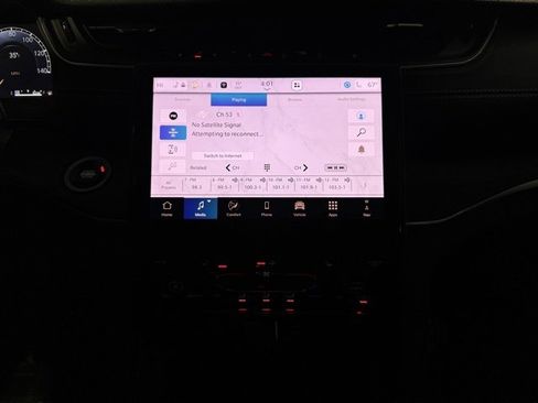 Used 2025 Jeep Grand Cherokee Limited image 20