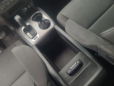Used 2019 Honda Ridgeline Sport image 15