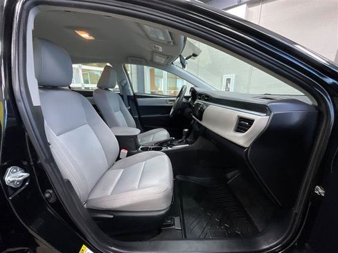 Used 2016 Toyota Corolla LE FWD image 27