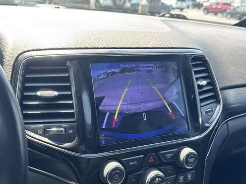 Used 2019 Jeep Grand Cherokee Limited X AWD/4WD image 23