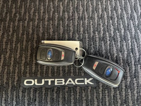 Used 2015 Subaru Outback 2.5i Limited image 26