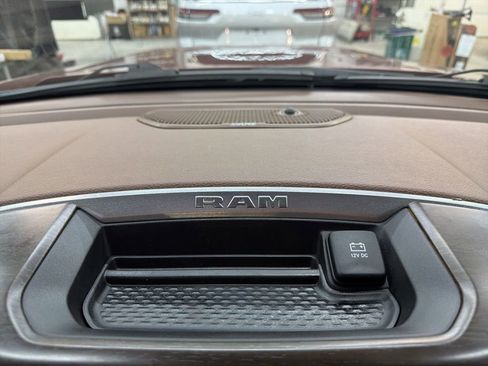 Used 2021 RAM 1500 Laramie image 40