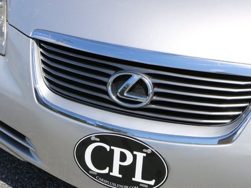 Used 2006 Lexus SC 430 Convertible w/ Preferred Accessory Pkg RWD image 12