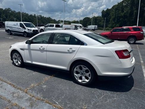 Used 2011 Ford Taurus SEL w/ 202A Rapid Spec Order Code FWD image 4