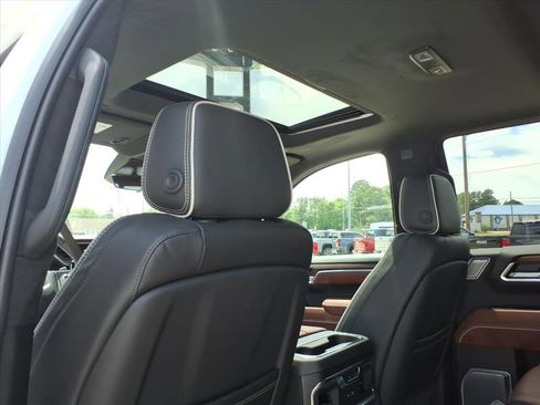 New 2026 GMC Sierra 1500 Denali Ultimate AWD/4WD image 16