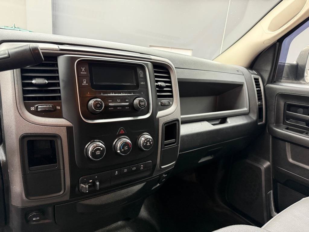Used 2018 RAM 2500 Tradesman RWD image 19