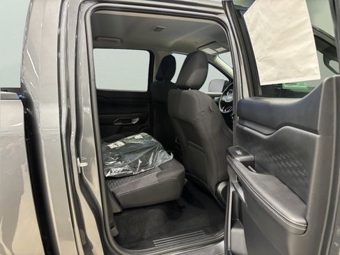 New 2025 Ford Ranger XLT w/ Equipment Group 301A High AWD/4WD image 14