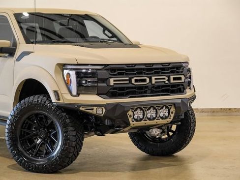 Used 2025 Ford F150 Raptor image 33