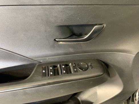 Used 2024 Hyundai Kona SEL FWD image 15