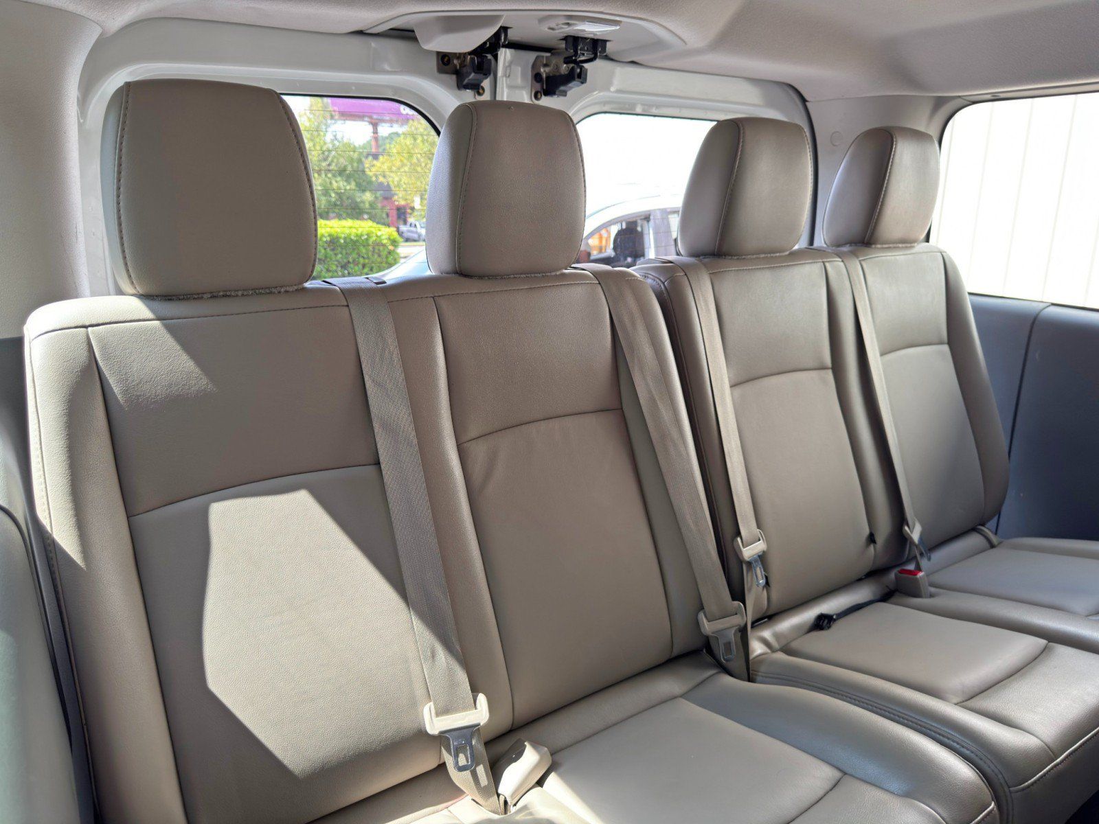 Used 2018 Nissan NV 3500 SL RWD image 34