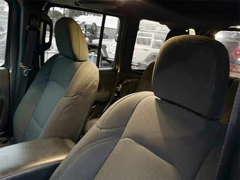 Used 2023 Jeep Wrangler Sport S image 20
