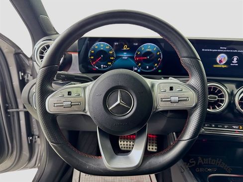 Used 2022 Mercedes-Benz A 220 4MATIC w/ AMG Line image 12