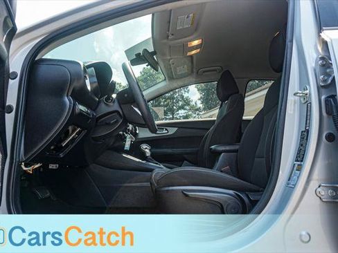 Used 2019 Kia Forte LXS FWD image 18