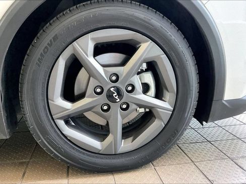 Used 2025 Kia K4 FWD image 33