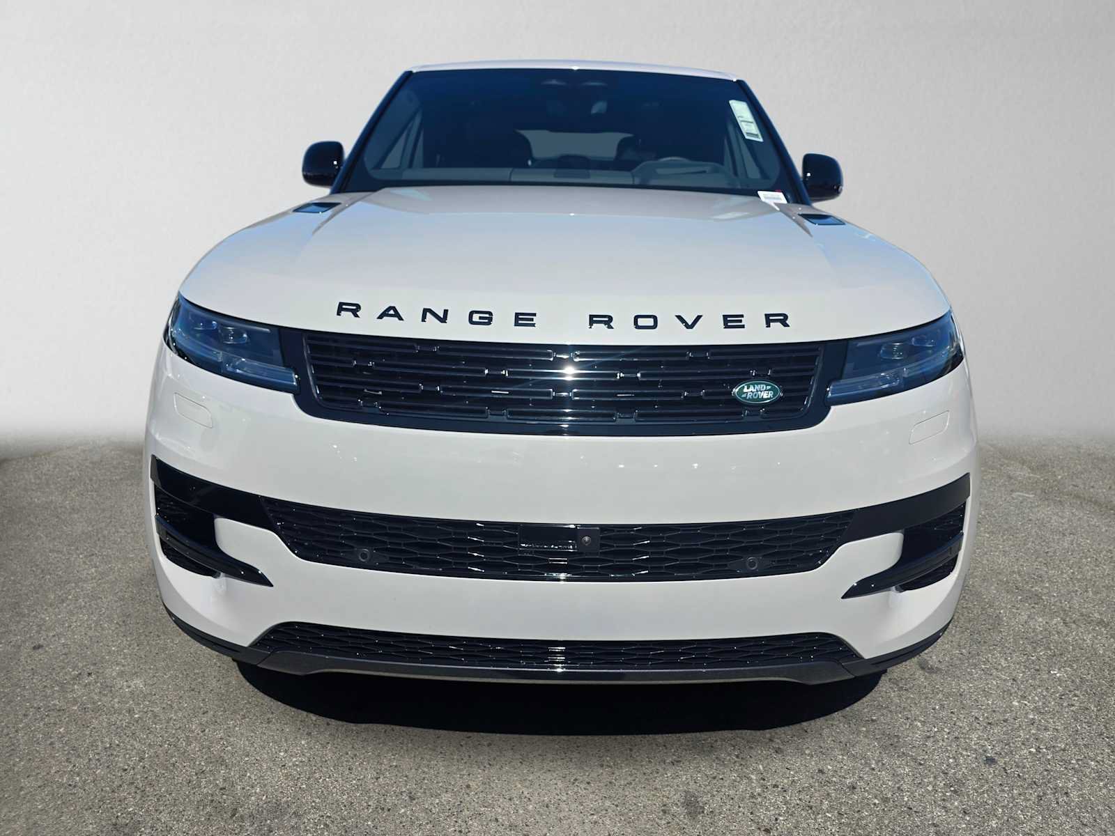 New 2027 Land Rover Range Rover Sport SE AWD/4WD image 8