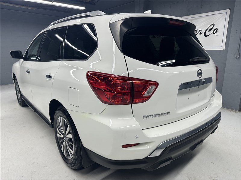 Used 2019 Nissan Pathfinder S AWD/4WD image 8