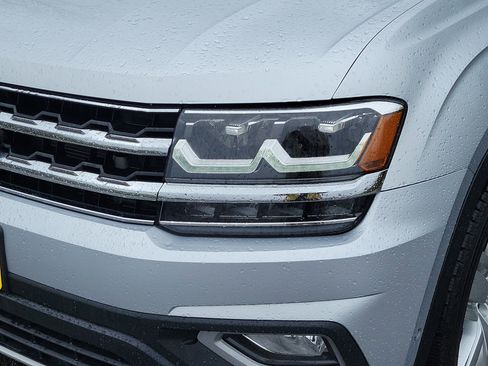 Used 2018 Volkswagen Atlas SEL Premium AWD/4WD image 9