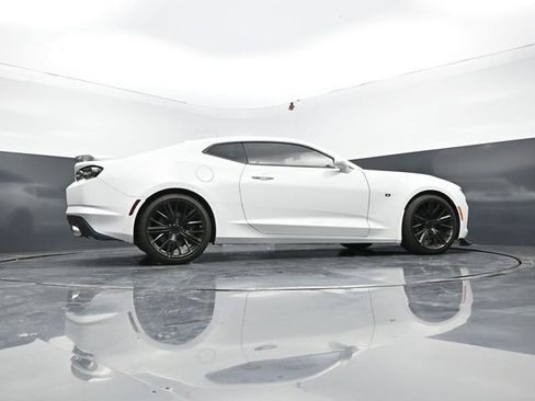 Used 2021 Chevrolet Camaro SS RWD image 50