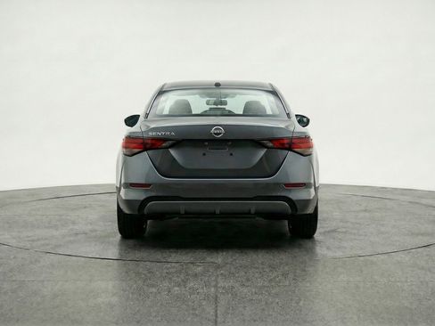 Used 2025 Nissan Sentra SV image 7