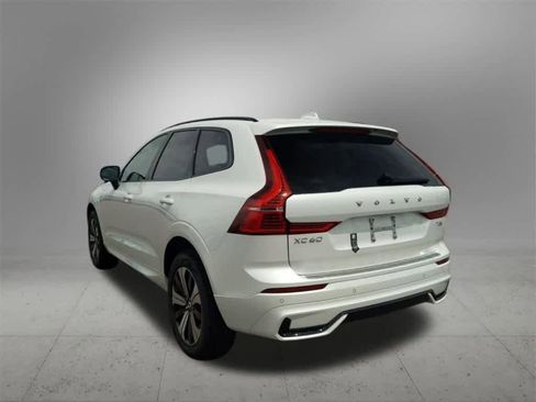 Used 2025 Volvo XC60 T8 Core w/ Protection Package Premier image 4