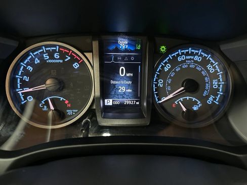 Used 2023 Toyota Tacoma TRD Sport w/ Technology Package AWD/4WD image 24
