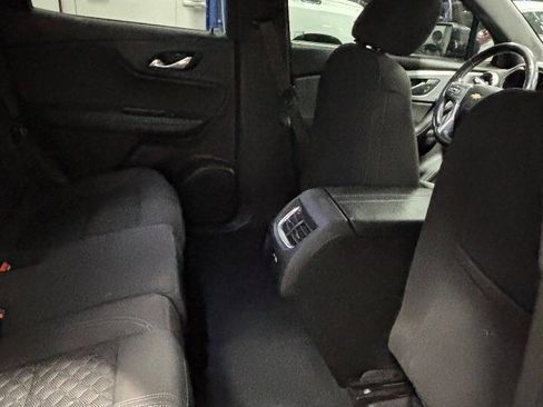 Used 2019 Chevrolet Blazer LT image 3