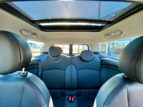 Used 2009 MINI Cooper Clubman Hardtop FWD image 18