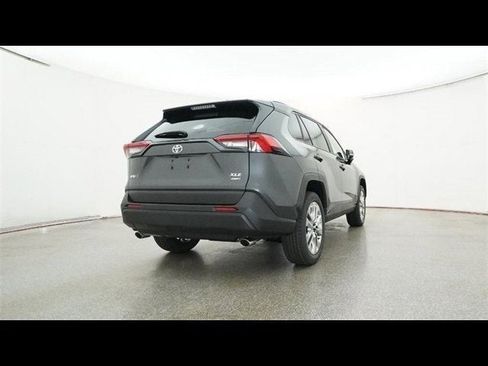 Used 2025 Toyota RAV4 XLE Premium image 32