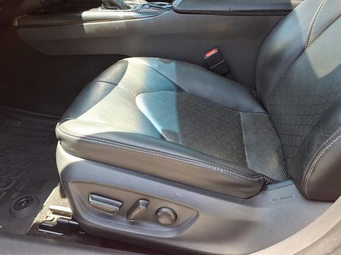 Used 2018 Toyota Camry XSE FWD image 18