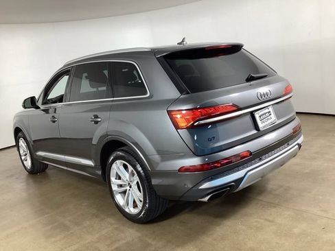 Used 2025 Audi Q7 3.0T Premium Plus AWD/4WD image 9