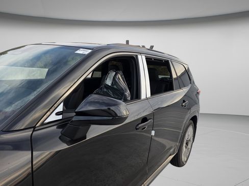 New 2026 Lexus TX 500h AWD image 5