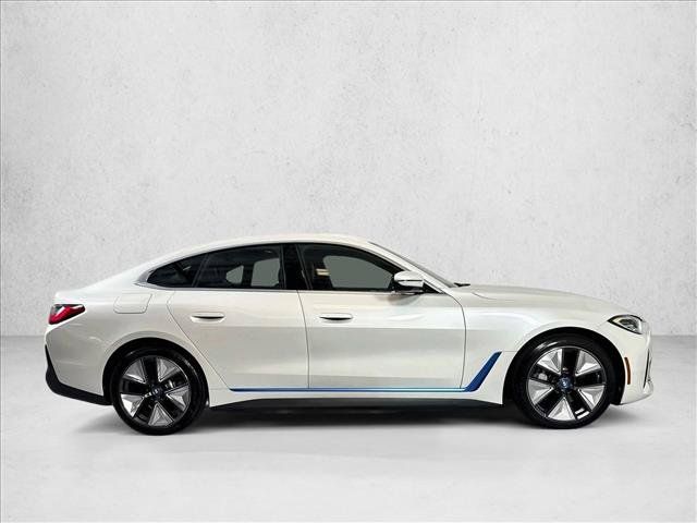 Used 2023 BMW i4 eDrive40 RWD image 4