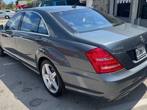 Used 2011 Mercedes-Benz S 550 4MATIC image 6