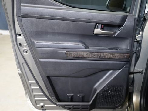 Used 2025 Toyota Tacoma Limited AWD/4WD image 50