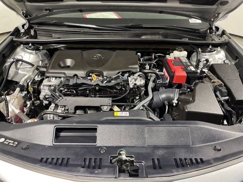 Certified 2023 Toyota Camry SE image 9