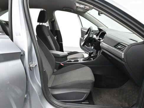 Used 2019 Volkswagen Jetta S image 25